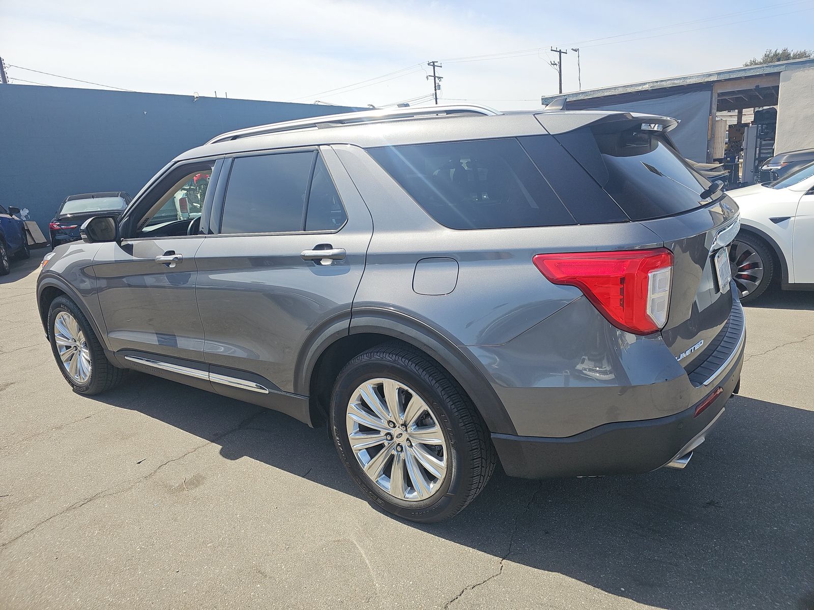 FORD EXPLORER - 7