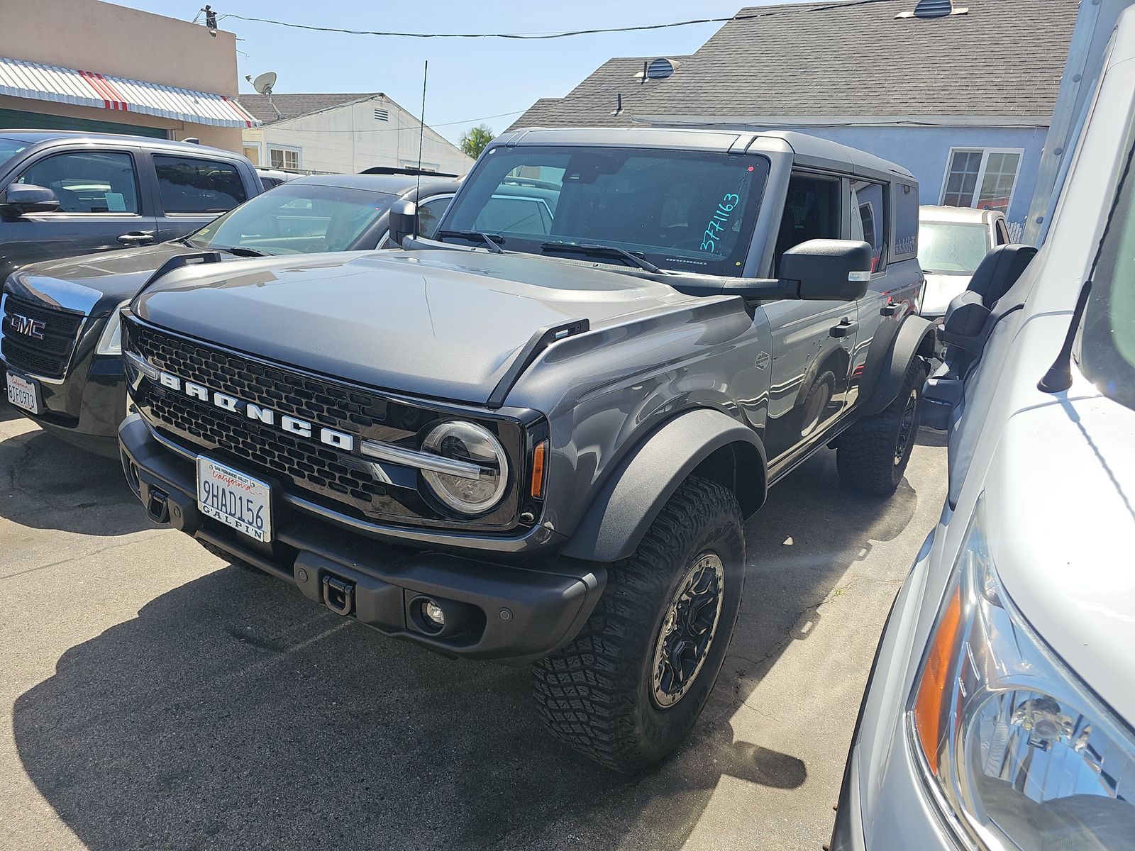 FORD BRONCO - 1