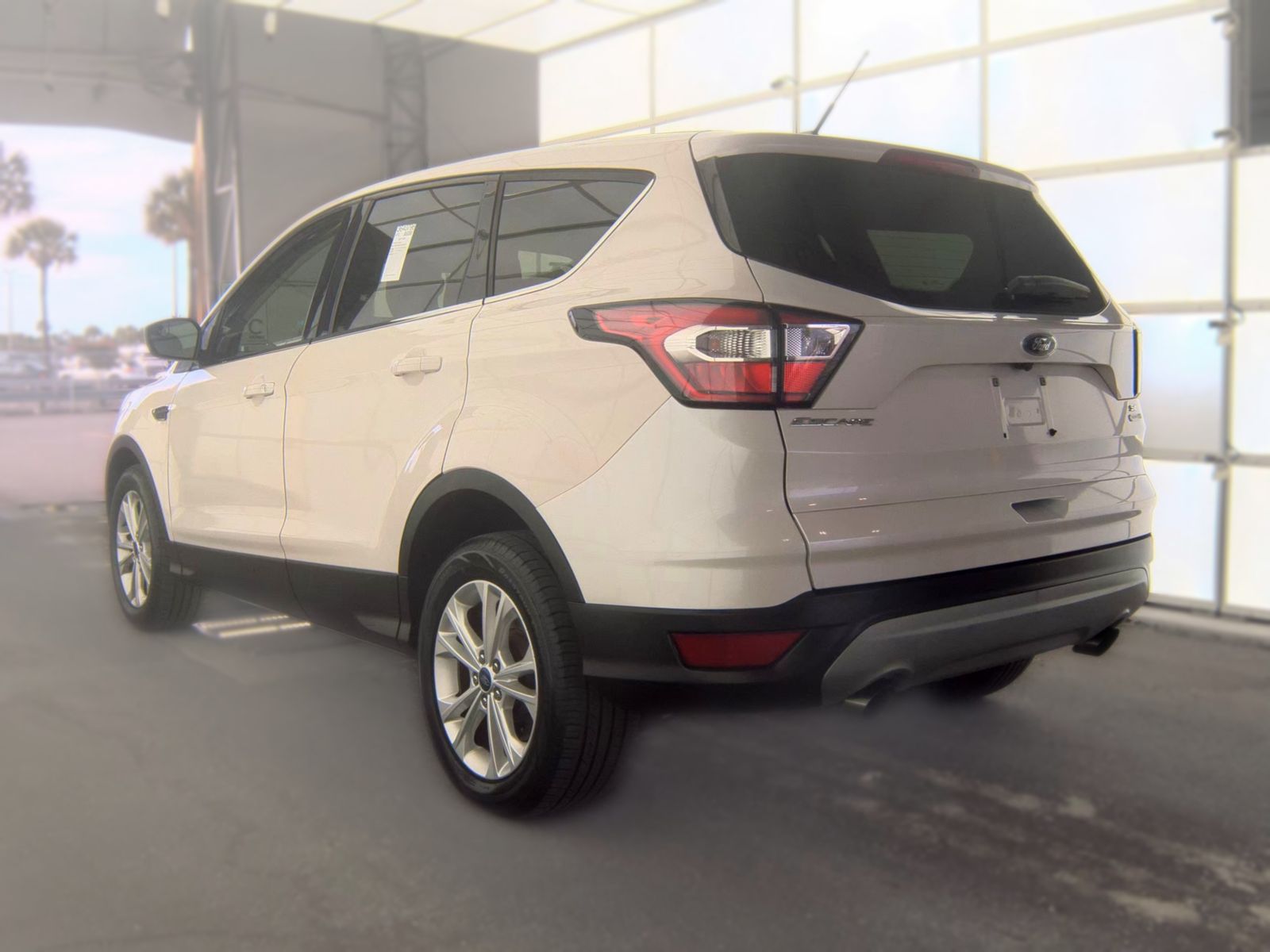FORD ESCAPE - 9