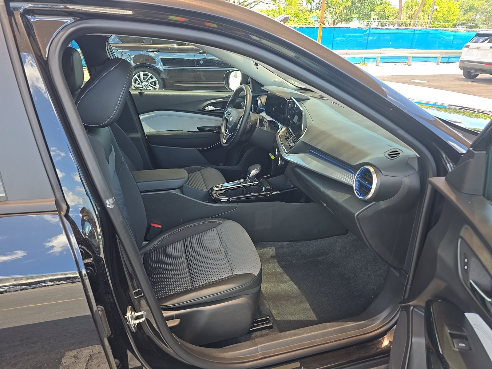CHEVROLET TRAX - 9