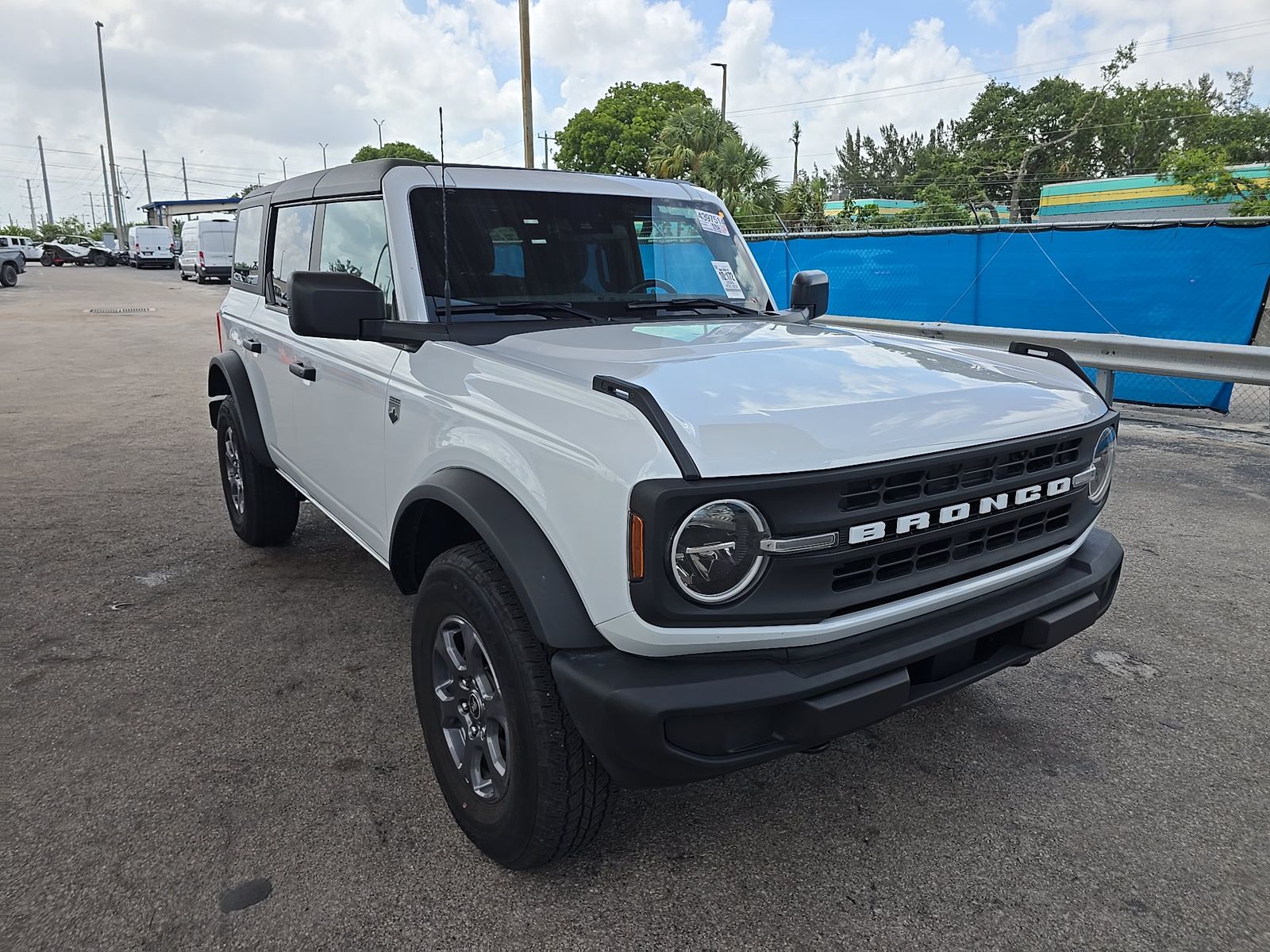 FORD BRONCO - 4