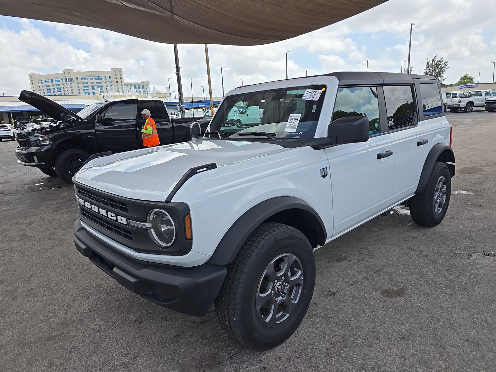 FORD BRONCO - 1
