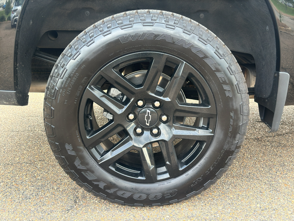 2025 Chevrolet Silverado 1500 RST AWD