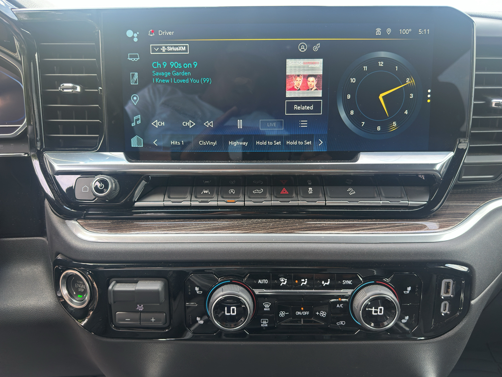 2025 Chevrolet Silverado 1500 RST AWD