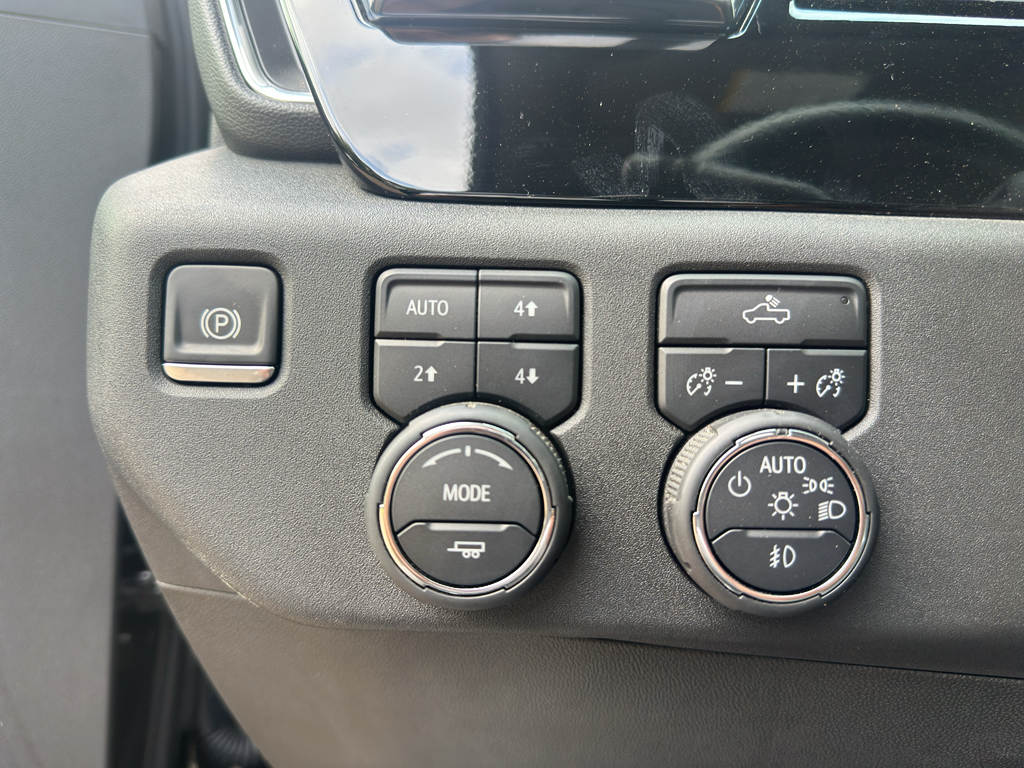 2025 Chevrolet Silverado 1500 RST AWD