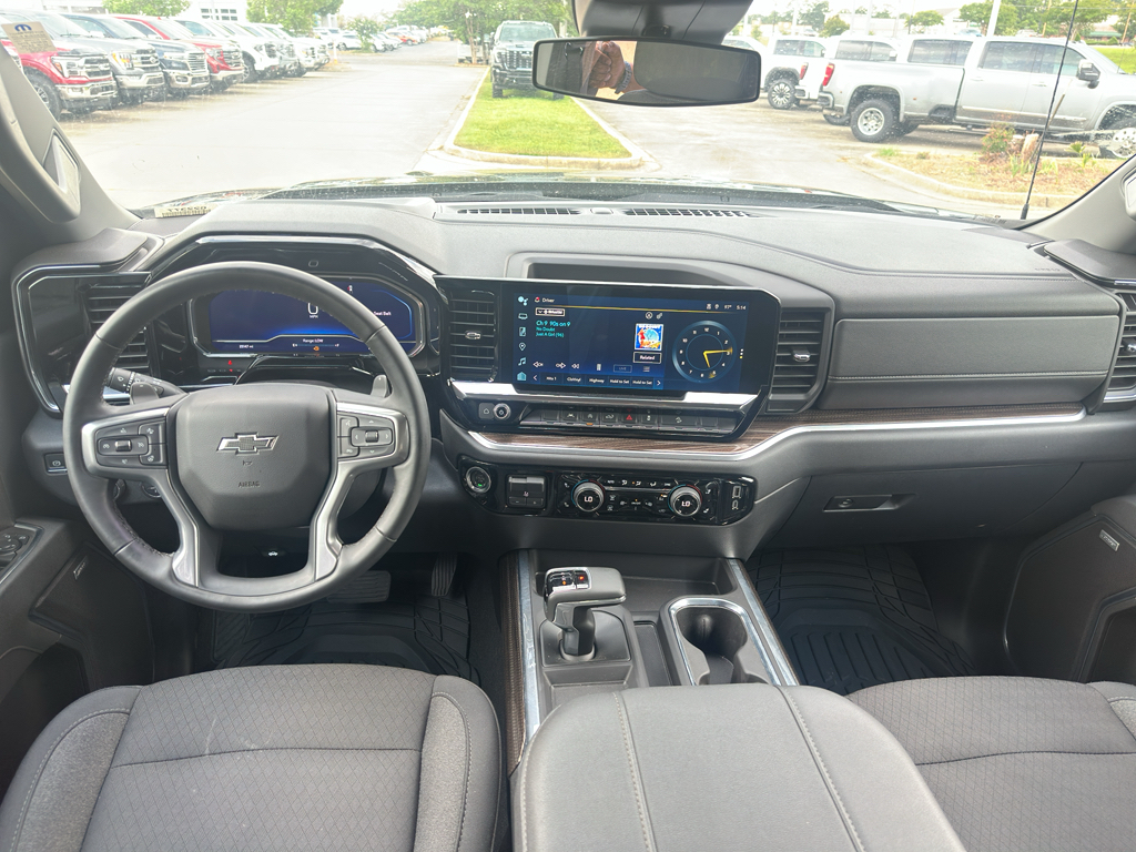 2025 Chevrolet Silverado 1500 RST AWD