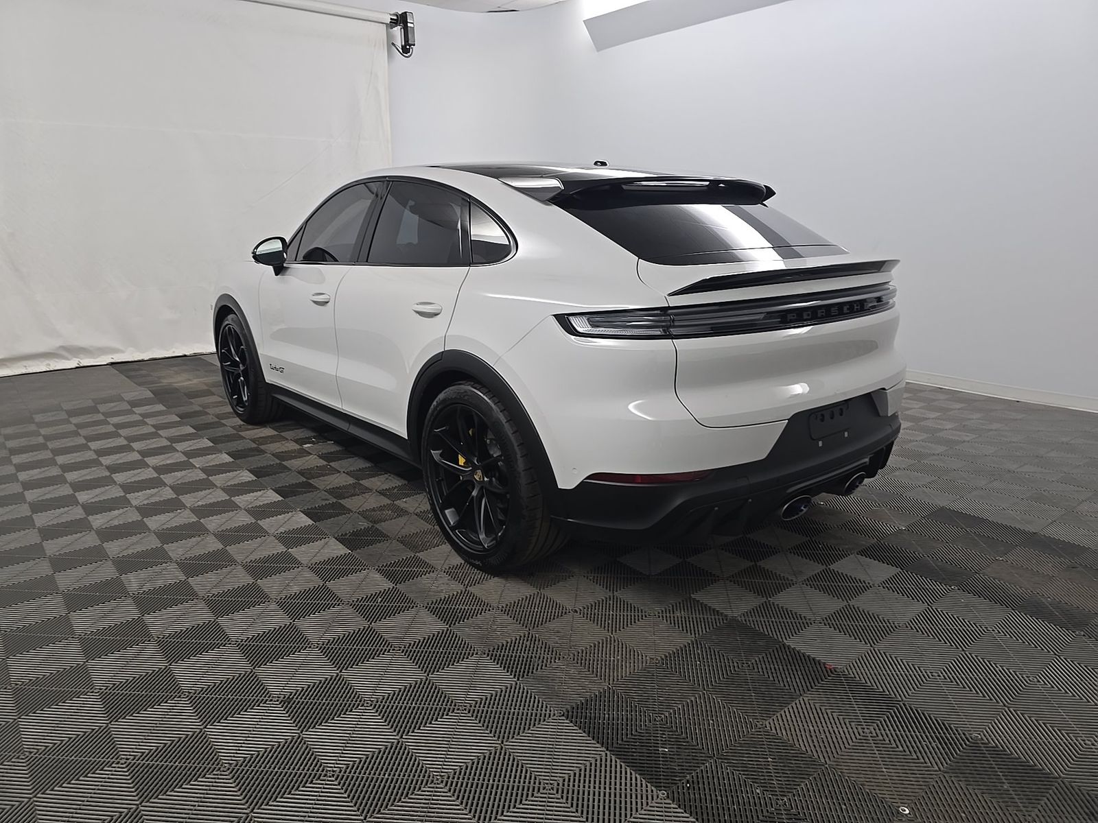 PORSCHE CAYENNE - 7