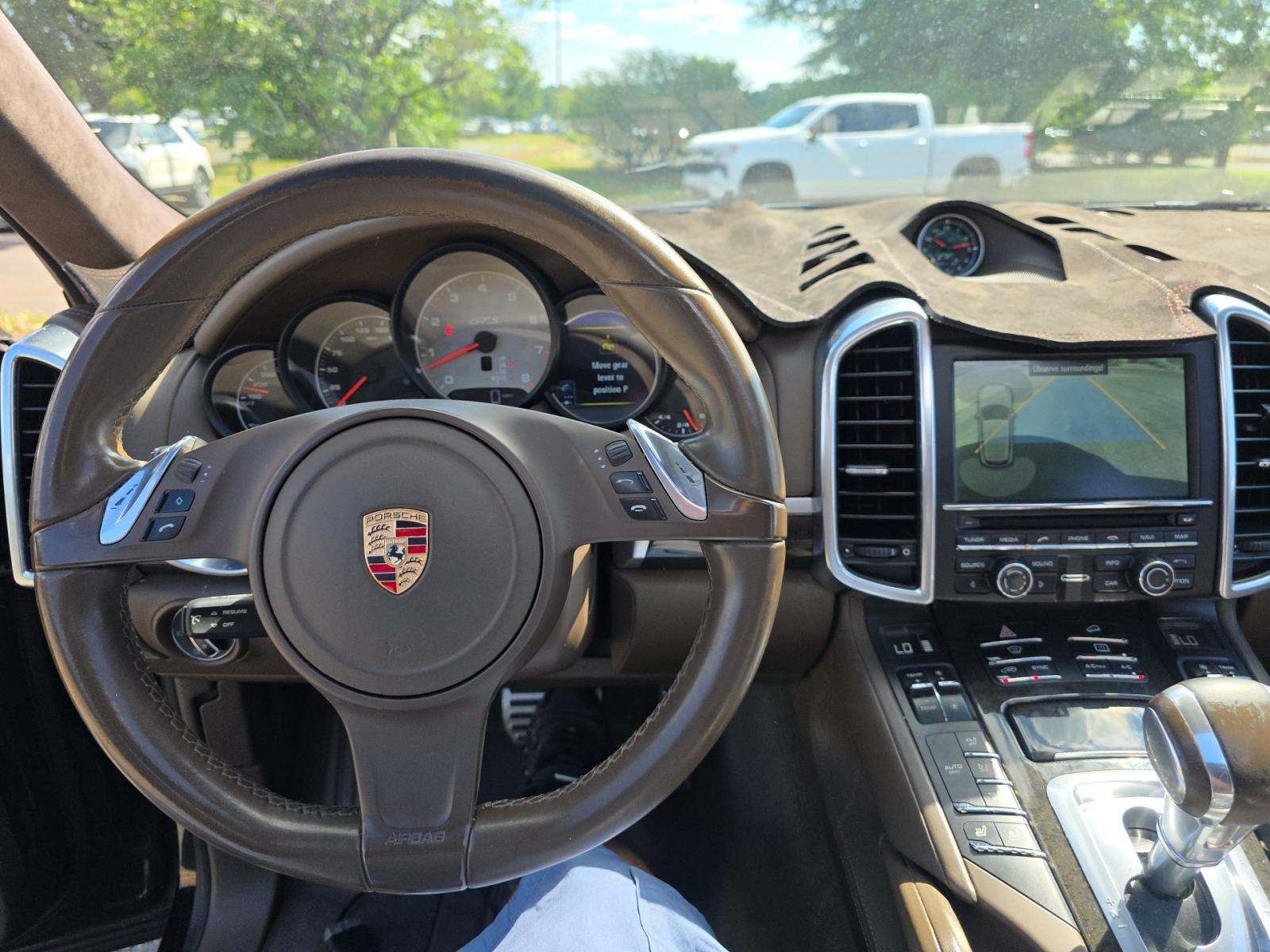 PORSCHE CAYENNE - 6