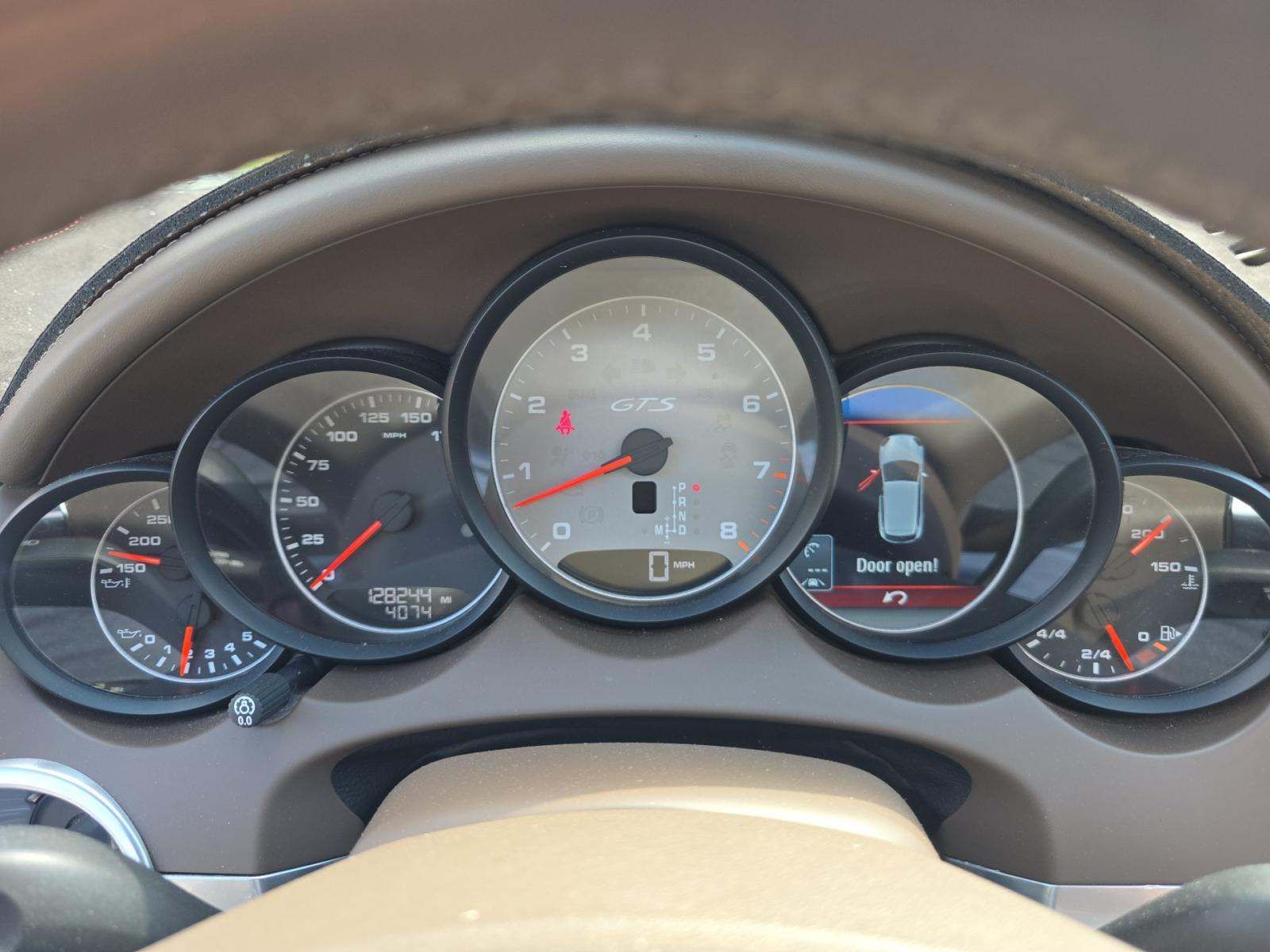 PORSCHE CAYENNE - 7