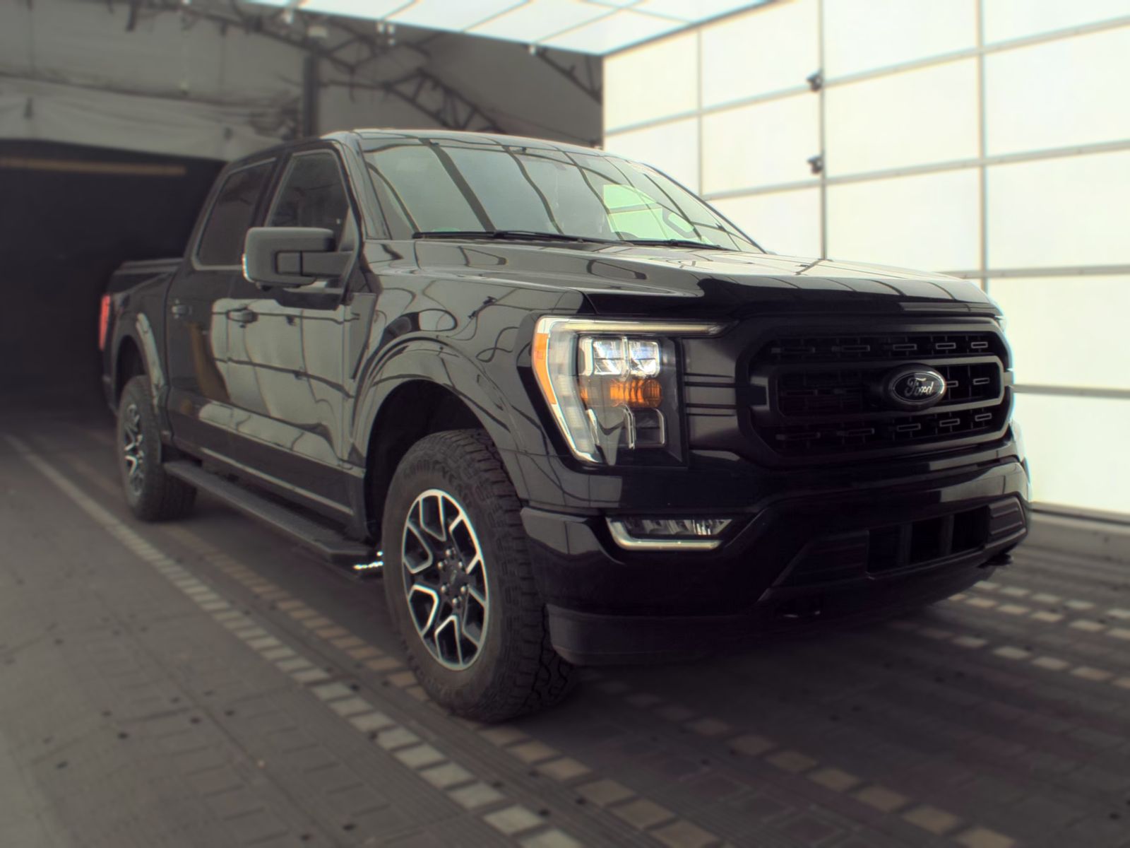 2022 Ford F-150 XLT AWD