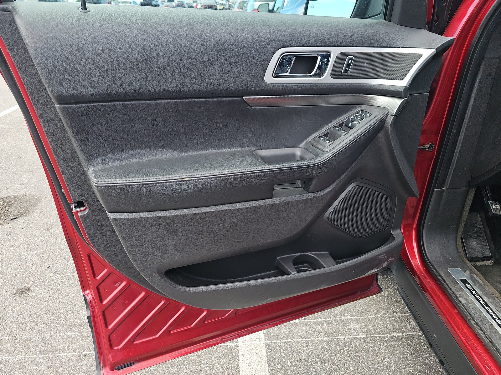 FORD EXPLORER - 10