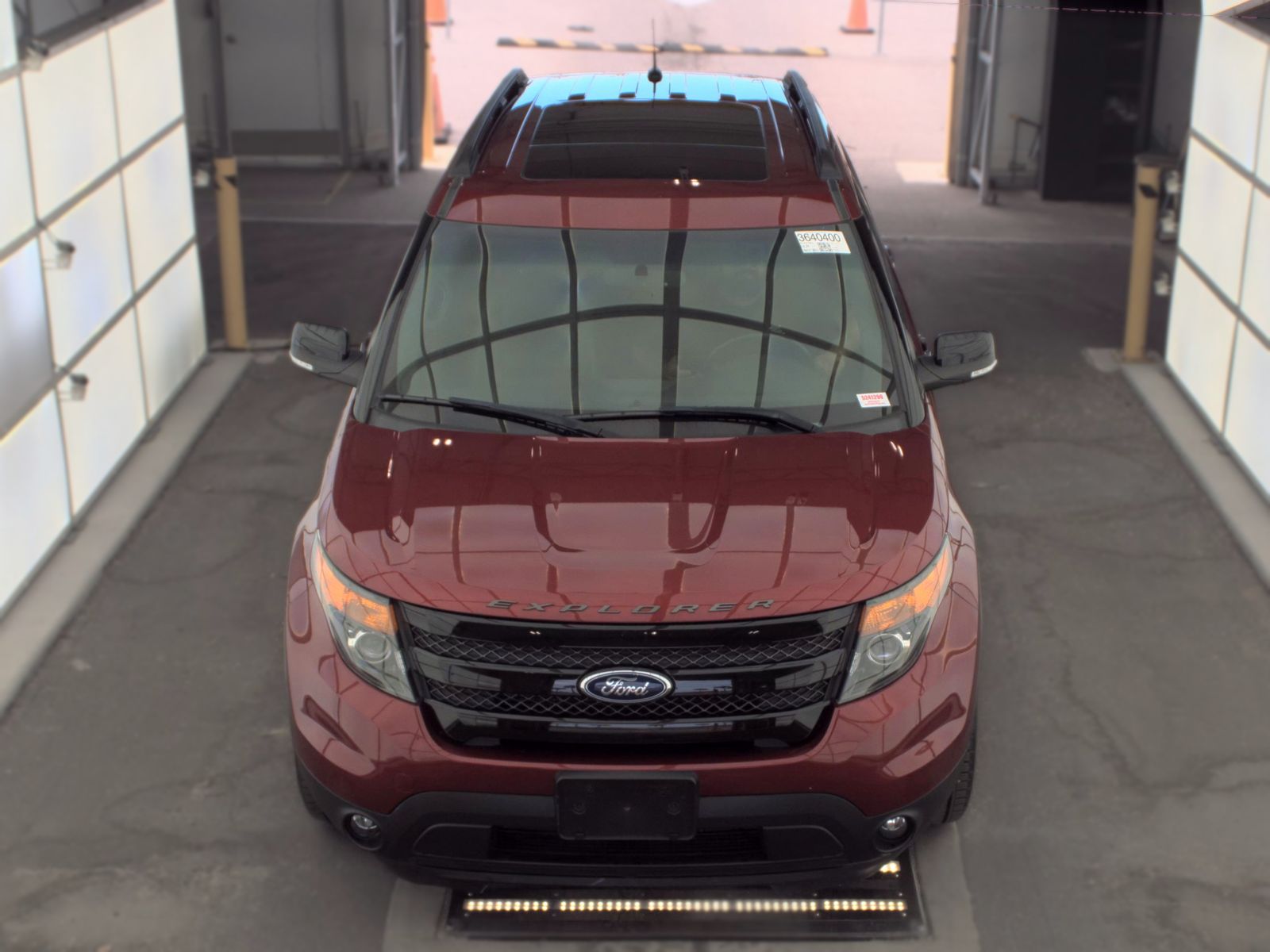 FORD EXPLORER - 3