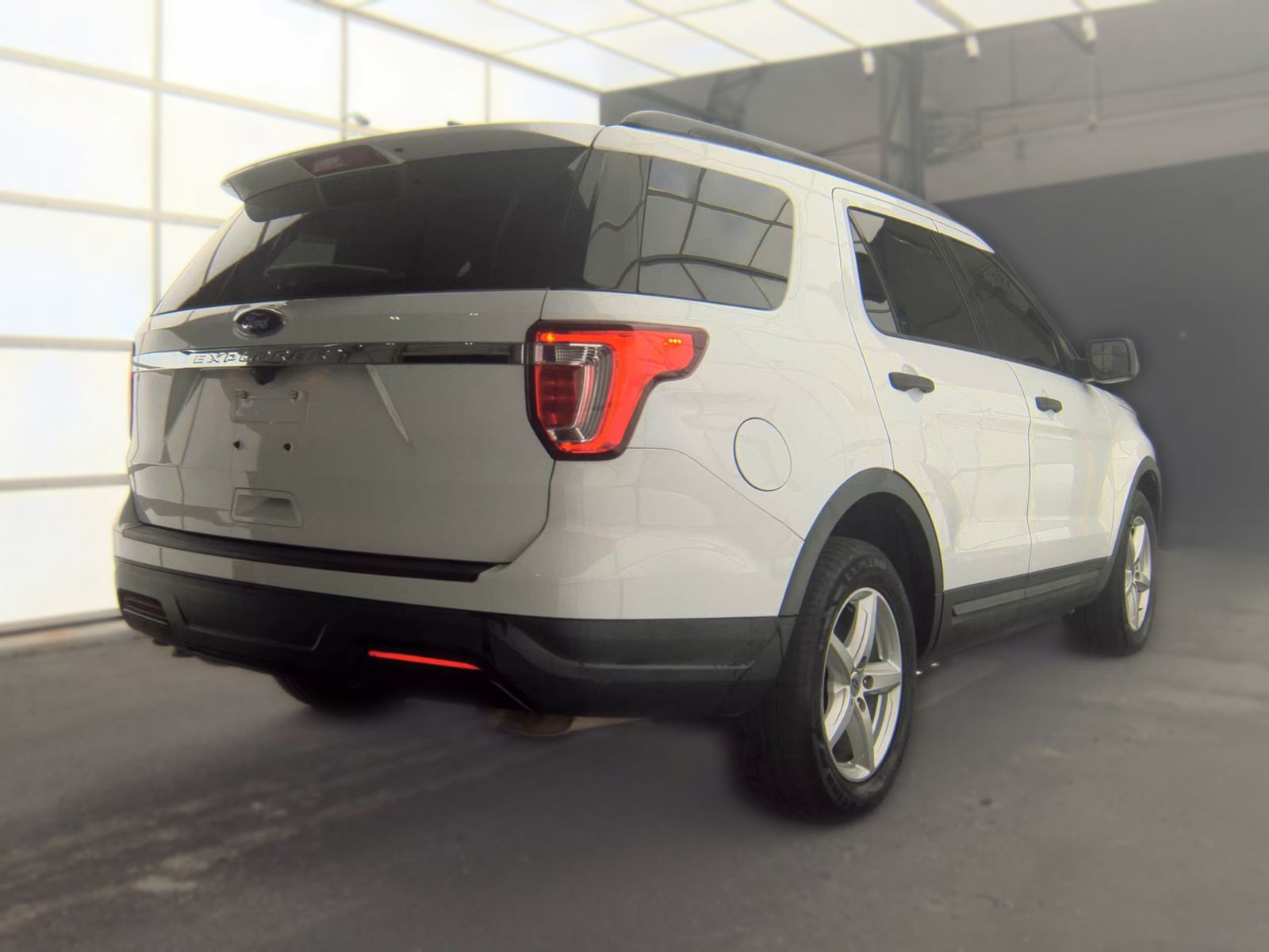 FORD EXPLORER - 6