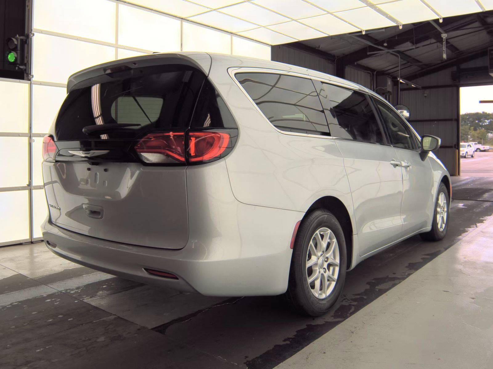 CHRYSLER VOYAGER - 6