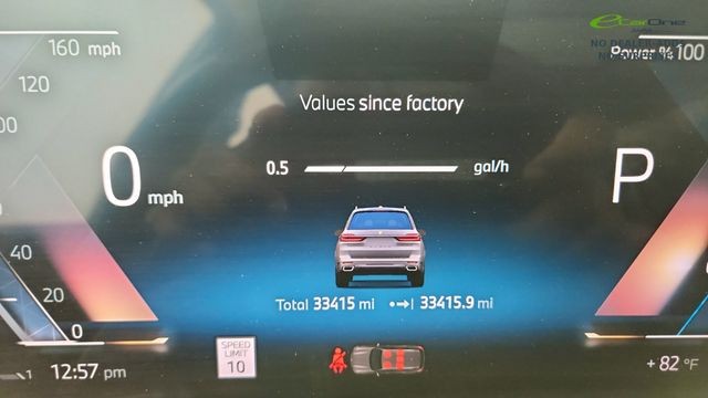 2025 BMW X7 xDrive40i AWD