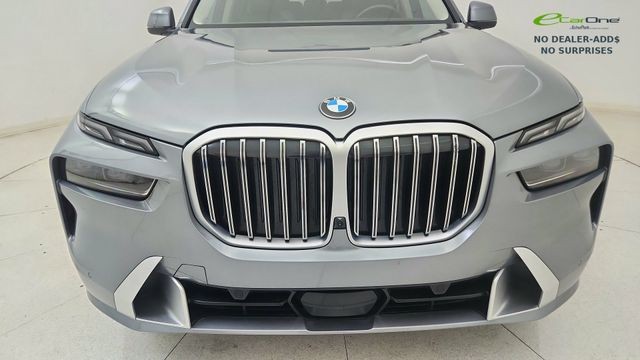 2025 BMW X7 xDrive40i AWD