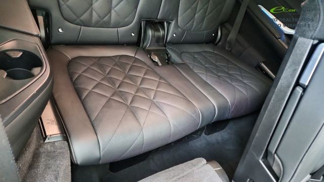 2025 BMW X7 xDrive40i AWD