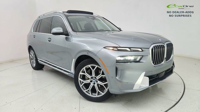 2025 BMW X7 xDrive40i AWD