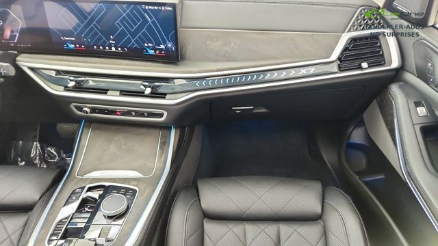2025 BMW X7 xDrive40i AWD