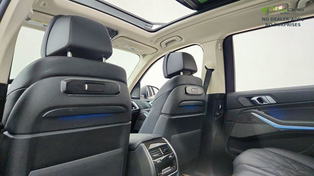 2025 BMW X7 xDrive40i AWD