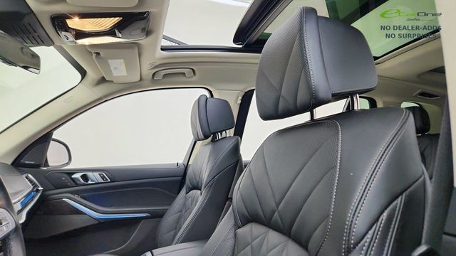 2025 BMW X7 xDrive40i AWD