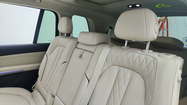 2024 BMW X7 xDrive40i AWD