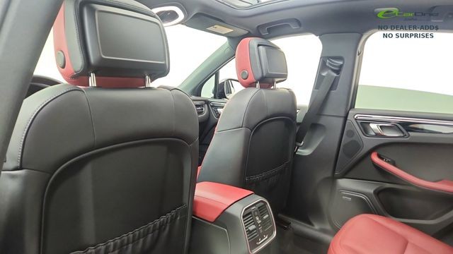 2024 Porsche Macan Base AWD