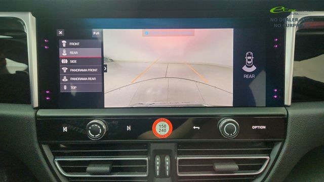 2024 Porsche Macan Base AWD