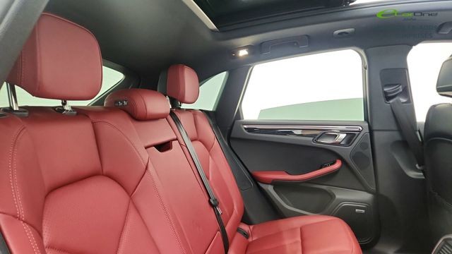 2024 Porsche Macan Base AWD