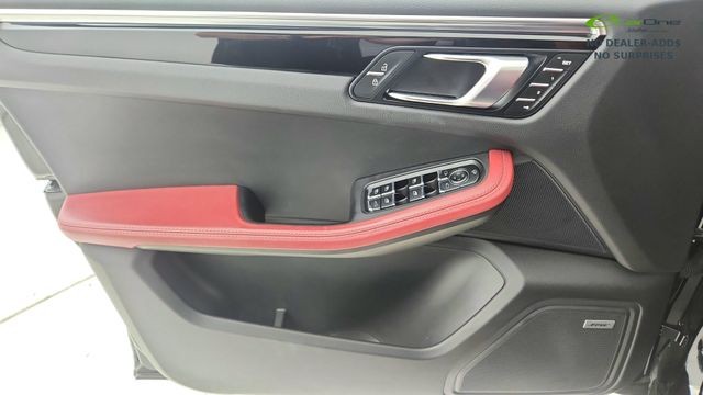 2024 Porsche Macan Base AWD