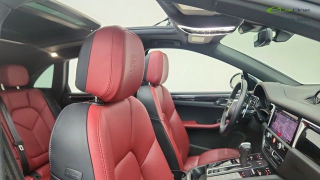 2024 Porsche Macan Base AWD