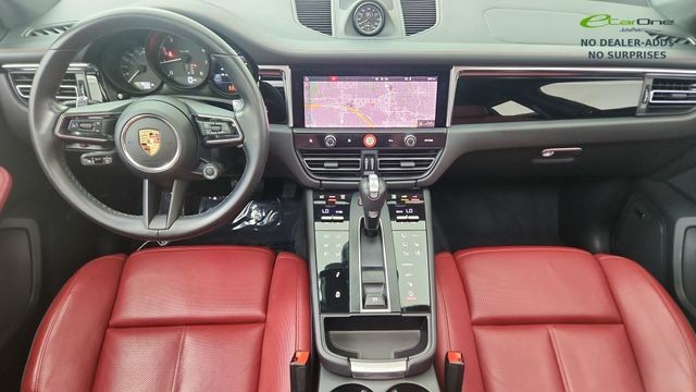 2024 Porsche Macan Base AWD