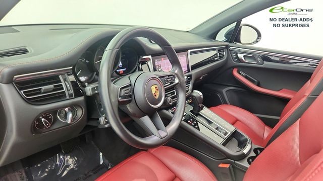 2024 Porsche Macan Base AWD