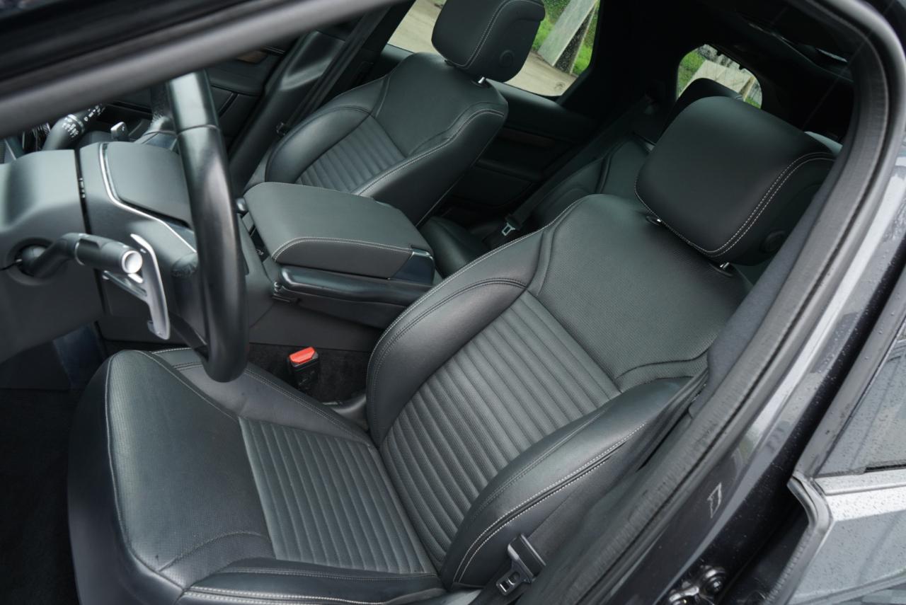 2023 Land Rover Discovery R-Dynamic S AWD