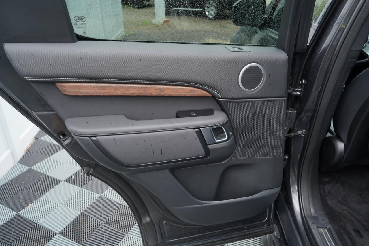 2023 Land Rover Discovery R-Dynamic S AWD