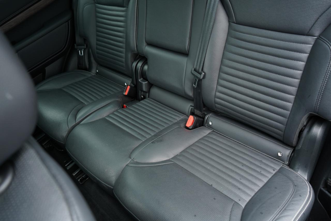 2023 Land Rover Discovery R-Dynamic S AWD