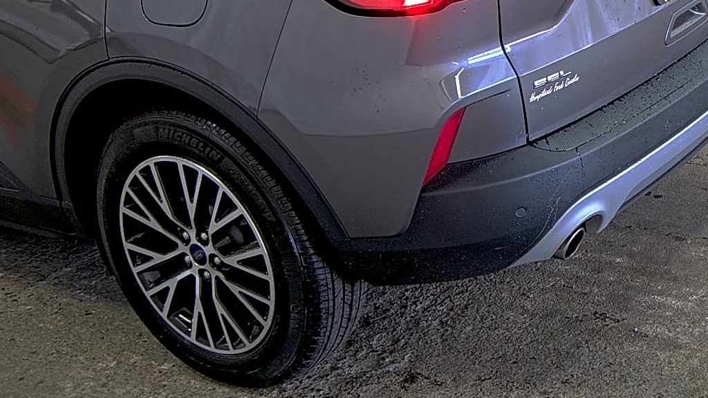 2022 Ford Escape Plug-In Hybrid SEL FWD