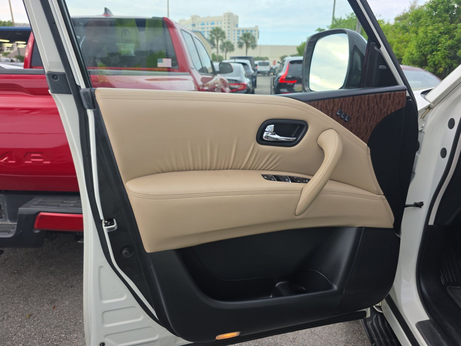 NISSAN ARMADA - 10