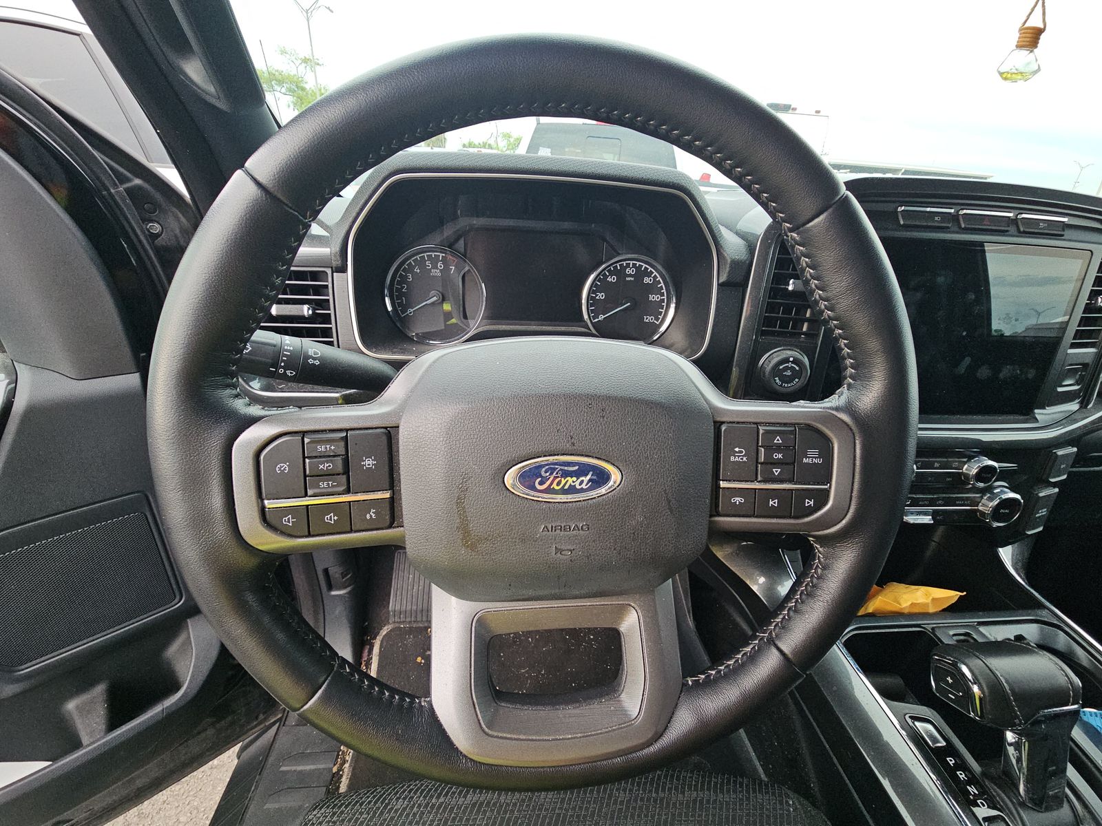 2022 Ford F-150 XLT AWD