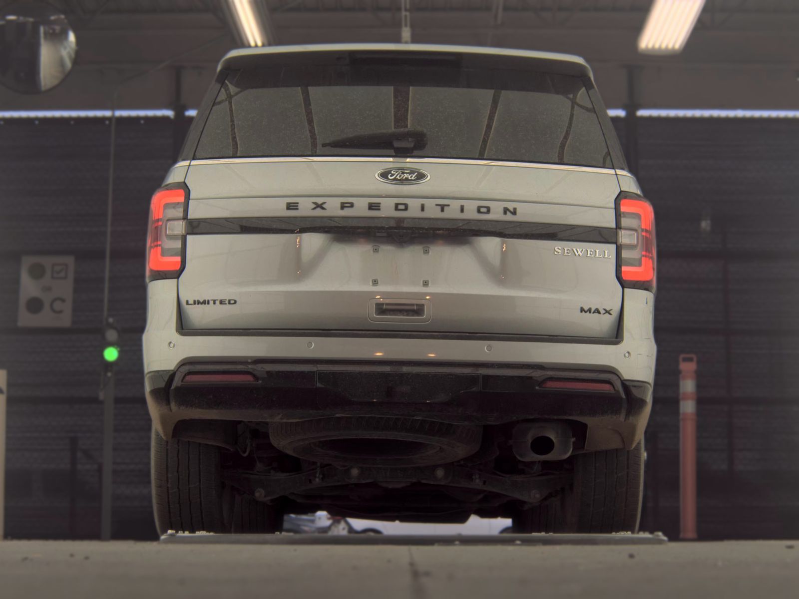 FORD EXPEDITION MAX - 8