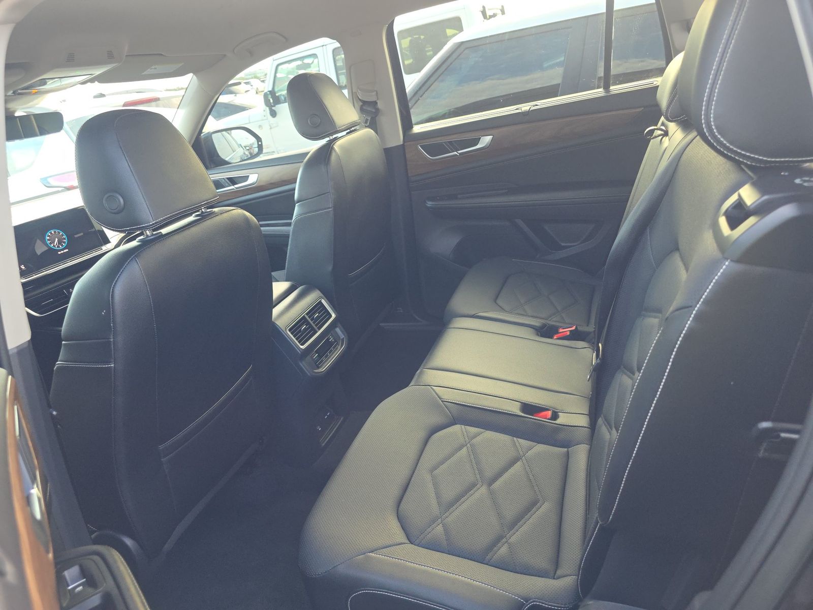 2024 Volkswagen Atlas 2.0T SE FWD