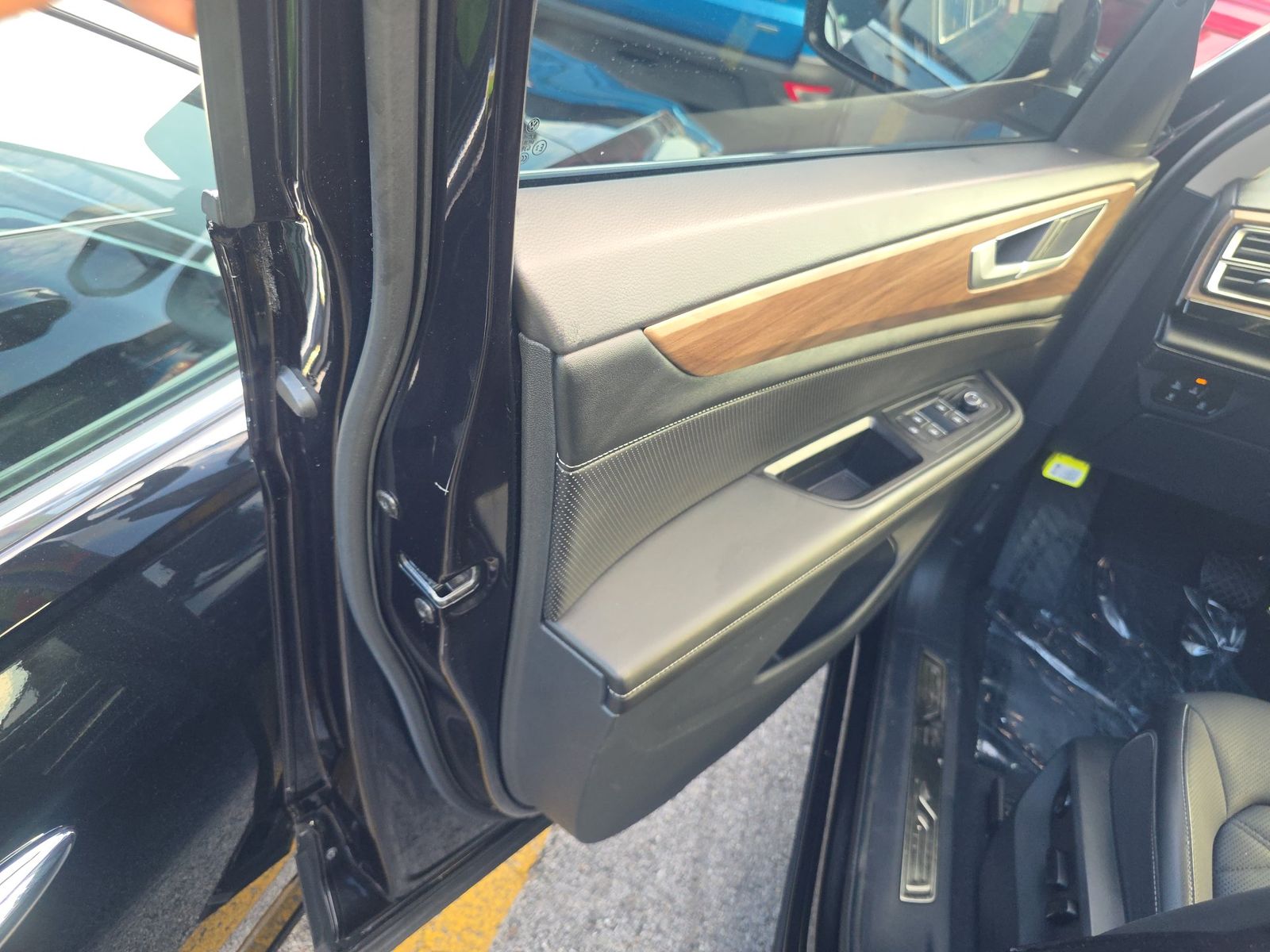 2024 Volkswagen Atlas 2.0T SE FWD