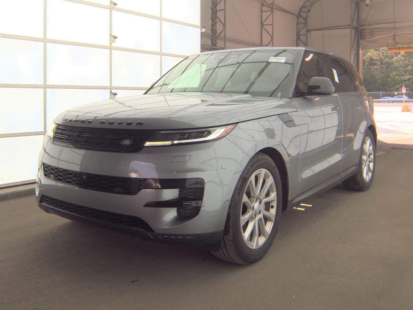 2025 Land Rover Range Rover Sport SE AWD