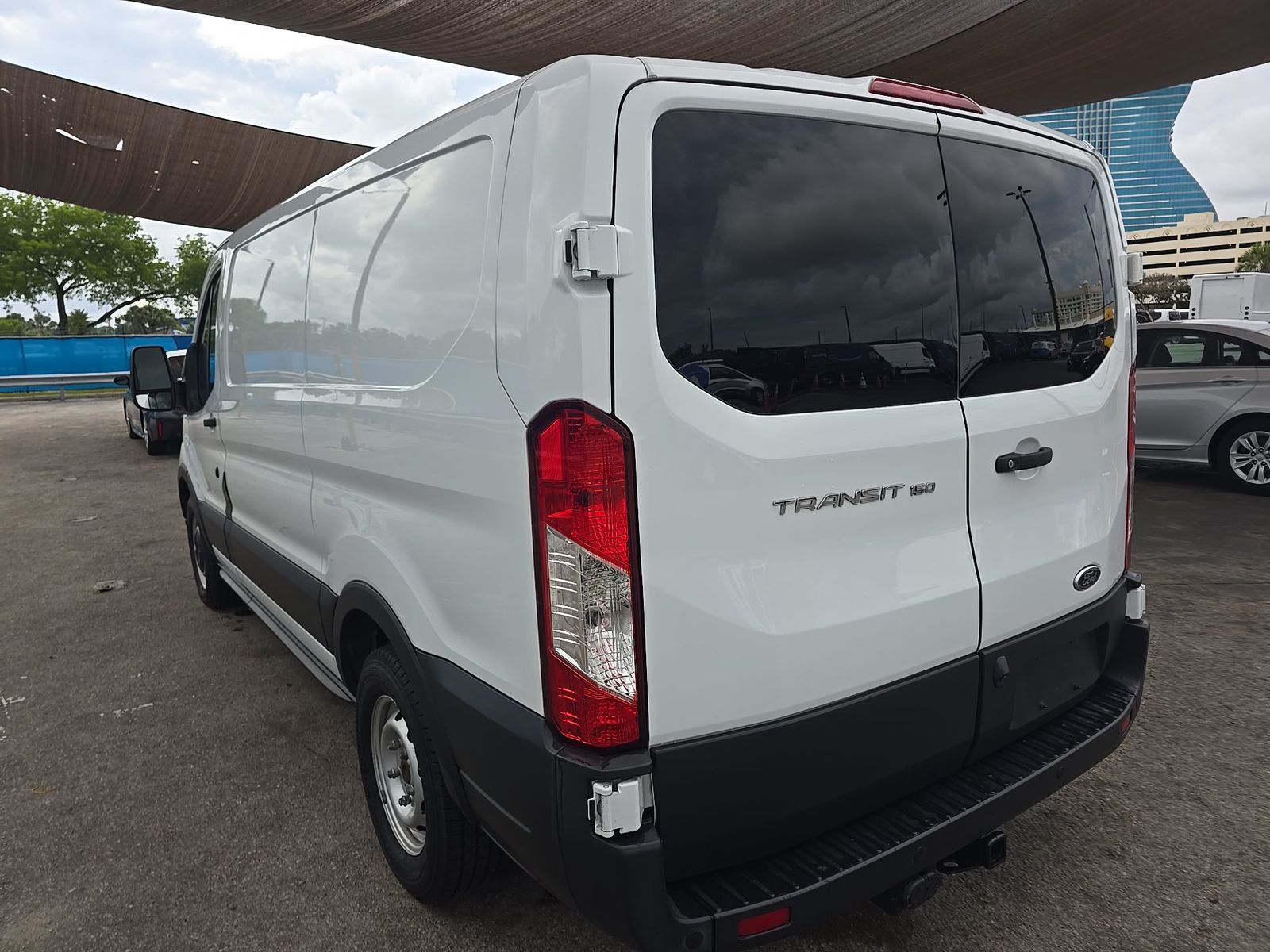 FORD TRANSIT 150 - 7