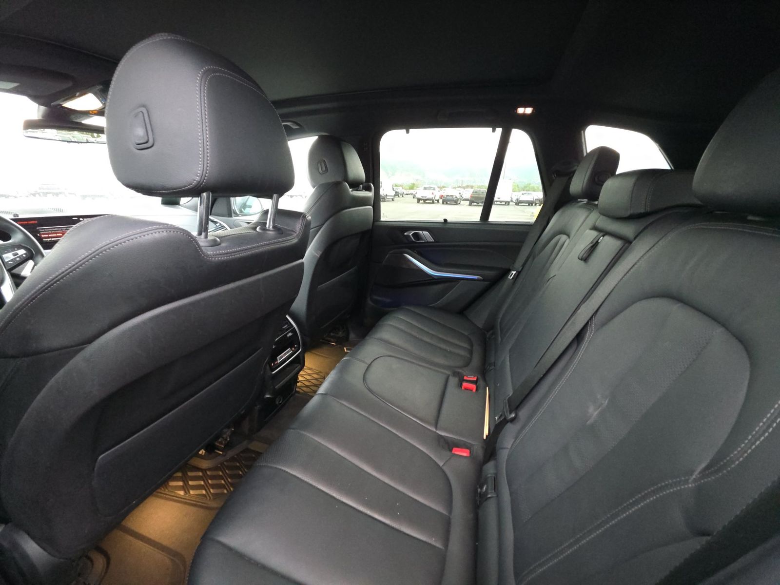 2022 BMW X5 xDrive40i AWD