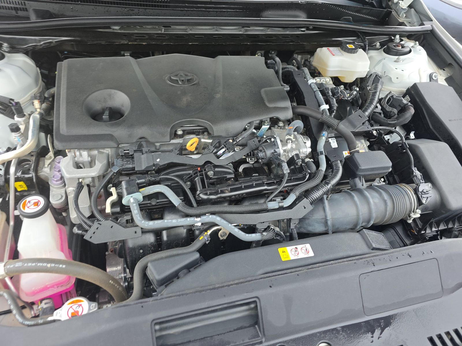 2023 Toyota Camry Hybrid LE FWD