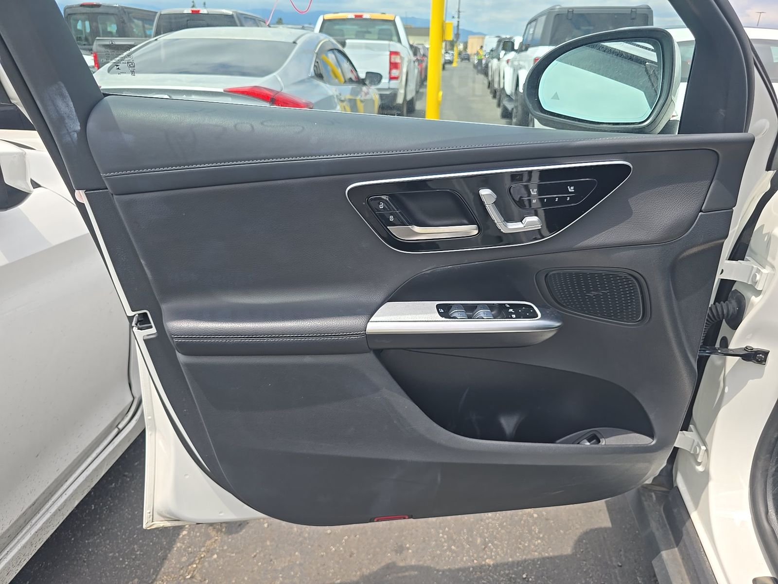 2024 Mercedes-Benz GLC GLC 300 RWD