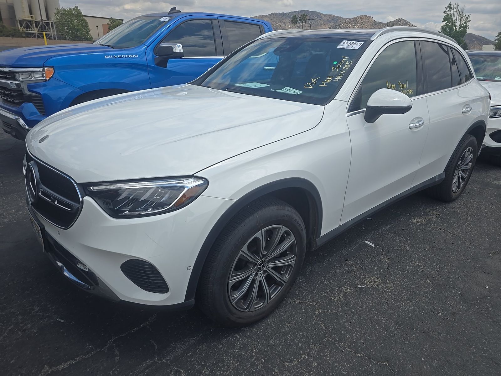 2024 Mercedes-Benz GLC GLC 300 AWD