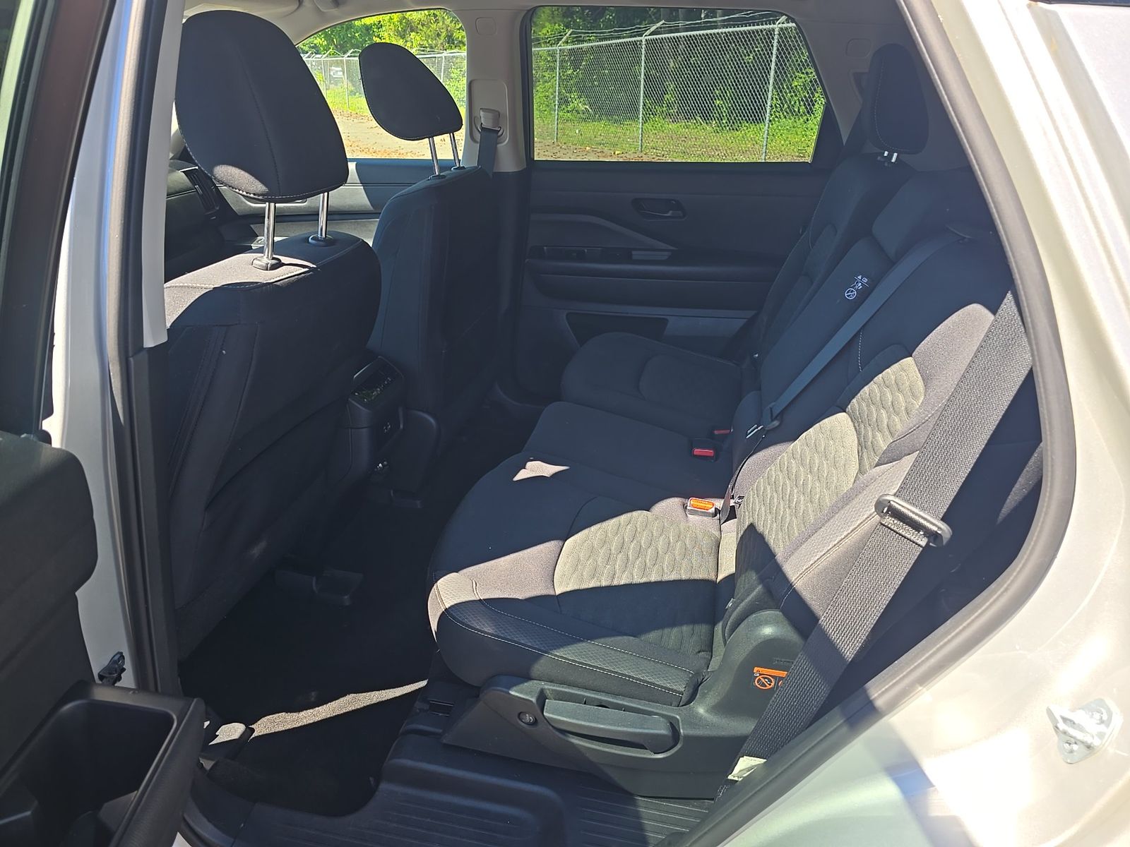 2023 Nissan Pathfinder SV AWD