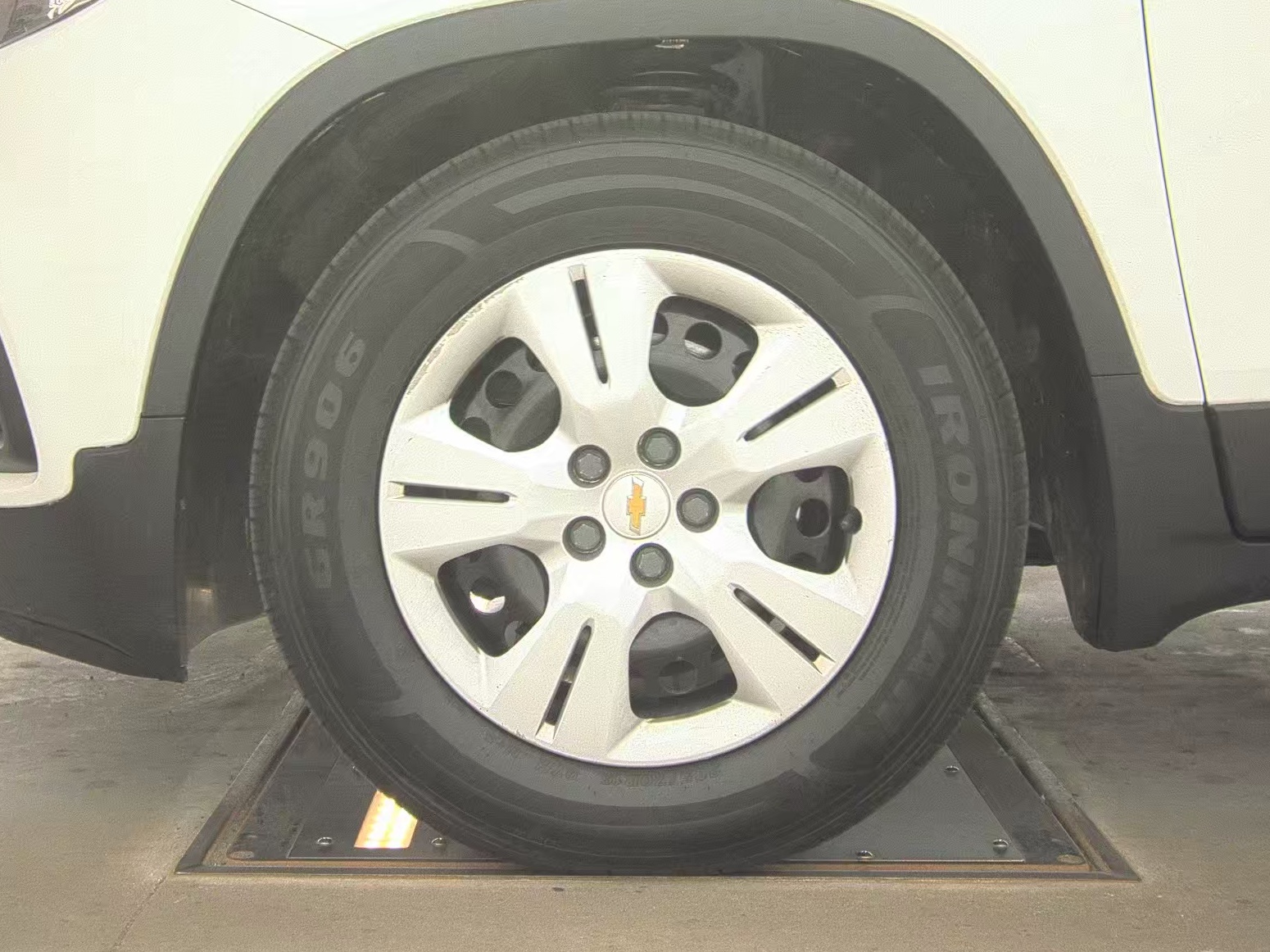 CHEVROLET TRAX - 10